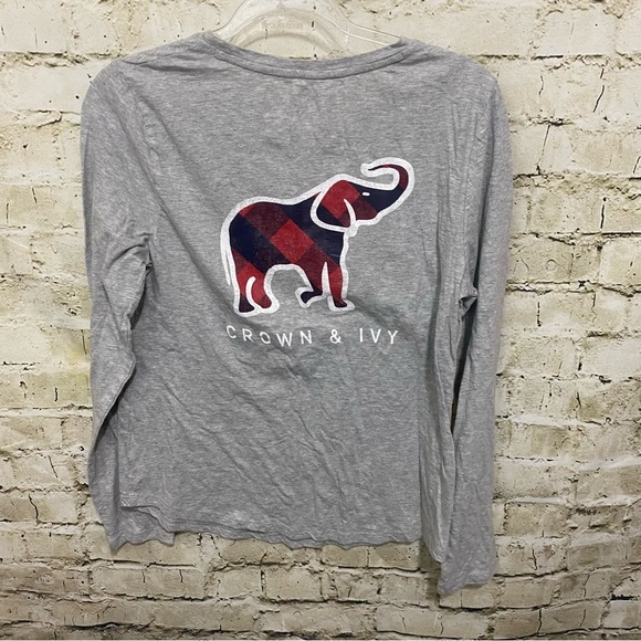 Crown & Ivy Gray Elephant Blue Red Long Sleeve T Shirt - Picture 3 of 5
